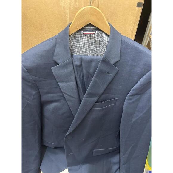 Tommy Hilfiger Men’s Navy Suit Jacket & Pants 36W‎ x 32L Wool Blend